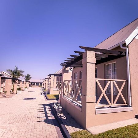 Masingitana Hotel Acornhoek Bagian luar foto